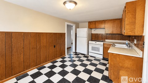 804 Sagamore Ave 3 Beds Apartment for Rent