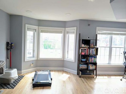 726 23Rd St 3 Beds Apartment for Rent