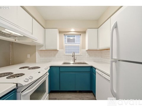 622 Northwest Hill Street 3 Beds Apartment for Rent