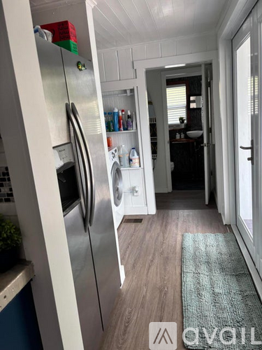 124 S Bay Harbor Dr 2 Beds Apartment for Rent - Photo gallery 5