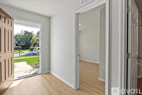 4335 W 18Th St 3 Beds Apartment for Rent