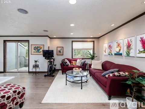 44 Eagle Crest Drive 3 Beds Apartment for Rent