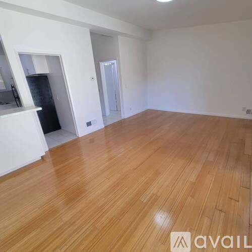 1326 N Flores St Studio Apartment for Rent - Photo gallery 1