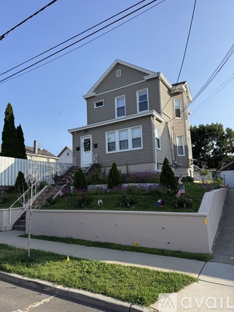 452 3Rd Avenue 2 Beds Apartment for Rent
