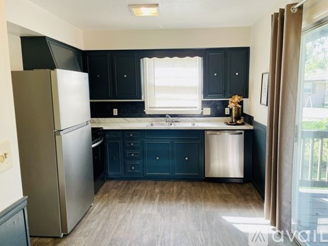 1034 S Ash St 3 Beds Apartment for Rent