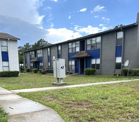 5641 California Avenue 1-2 Beds Apartment for Rent
