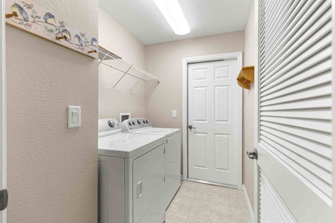 9119 Southwest 99Th Court Road 2 Beds Apartment for Rent