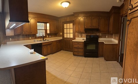 1577 Arden Dr 4 Beds Apartment for Rent
