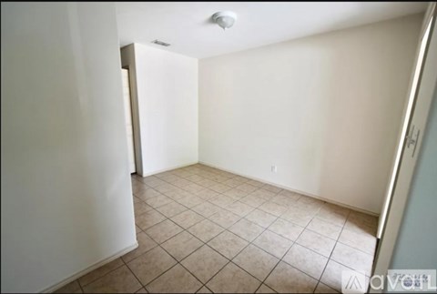 415 West 5Th Street 3 Beds Apartment for Rent