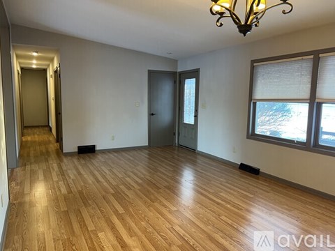 2904 E Hayley Ln 3 Beds Apartment for Rent