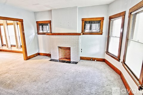 37 Sterling Avenue 3 Beds Apartment for Rent