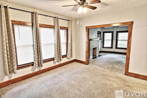 37 Sterling Avenue 3 Beds Apartment for Rent