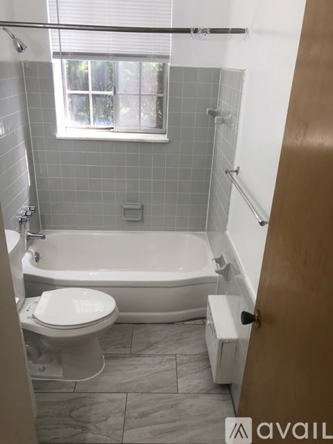 4865 Cadieux Rd 1 Apartment for Rent