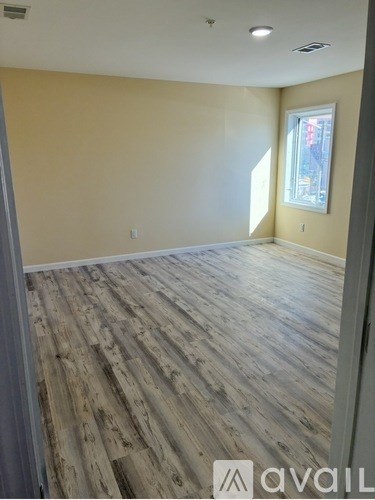 77 East 21St Street 3 Beds Apartment for Rent
