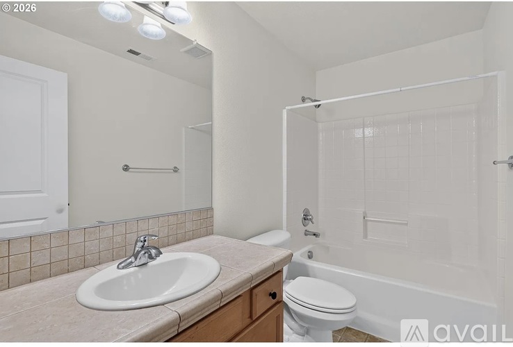 10005 Southeast Old Town Court 3 Beds Townhouse for Rent - Photo gallery 4