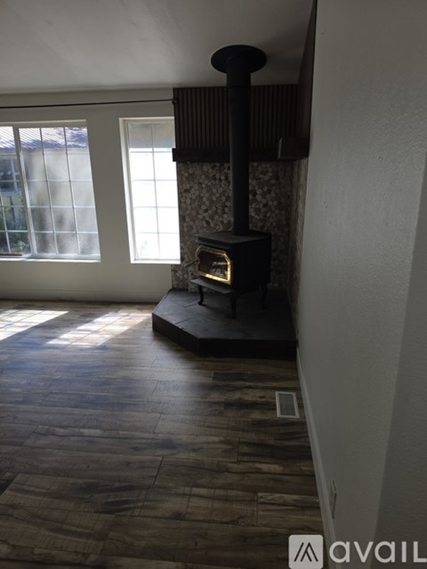 54515 Huntington Road 3 Beds Apartment for Rent