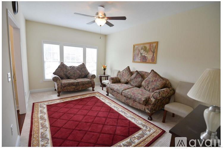 9162 Moors Place North 4 Beds Single Family Home for Rent - Photo gallery 1