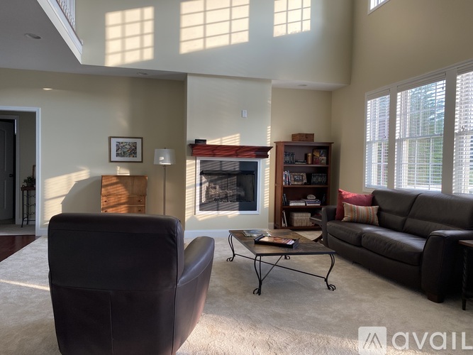 9162 Moors Place North 4 Beds Single Family Home for Rent - Photo gallery 3