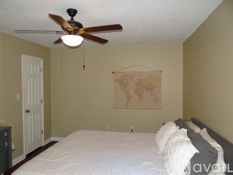 1002 Southeast Antietam Road 3 Beds Apartment for Rent