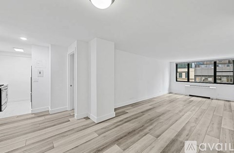 337 W 55Th St 4 Beds Apartment for Rent