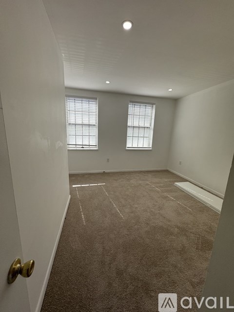2055 South Street 2 Beds Apartment for Rent