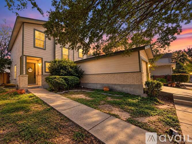 5542 Spring Day 3 Beds Single Family Home for Rent - Photo gallery 1