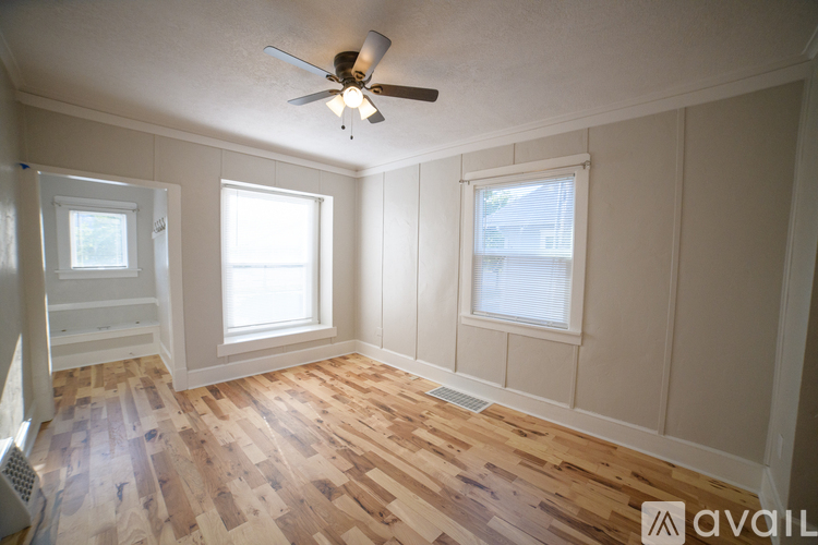 112 12th St N 2 Beds Apartment for Rent - Photo gallery 2