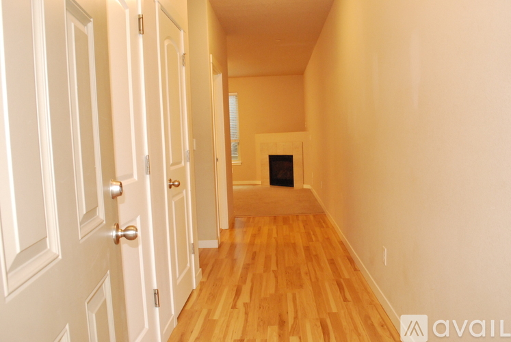 3138 Northwest 47th Drive 3 Beds Single Family Home for Rent - Photo gallery 3