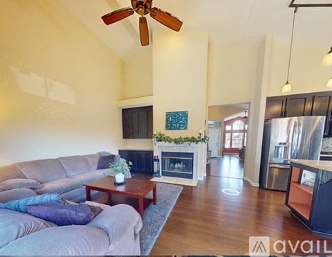 2127 Bock St 3 Beds Apartment for Rent
