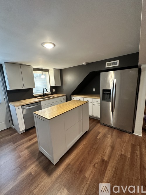644 Lemont Drive 2 Beds Apartment for Rent - Photo gallery 3