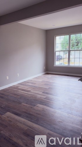 45516 Lakemont Square 3 Beds Apartment for Rent