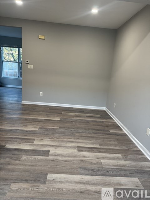 45516 Lakemont Square 3 Beds Apartment for Rent