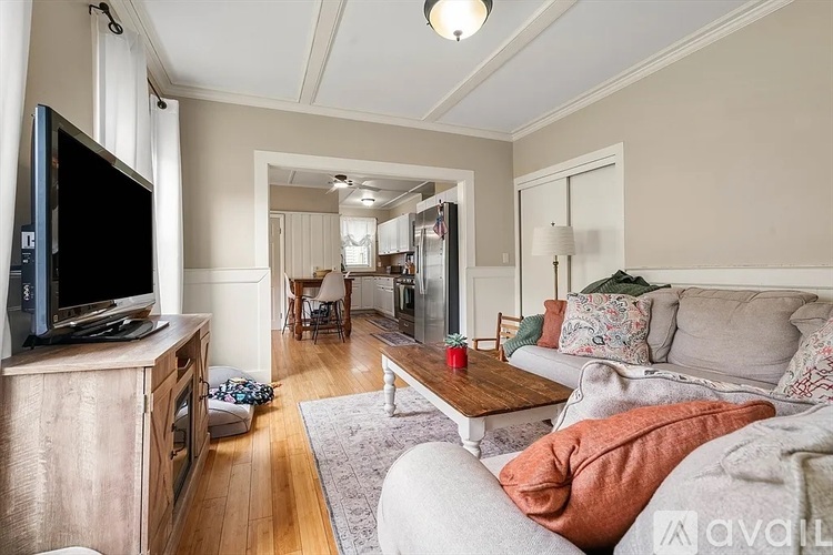 34 Maynard Ave 3 Beds Apartment for Rent - Photo gallery 3