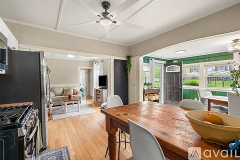 34 Maynard Ave 3 Beds Apartment for Rent