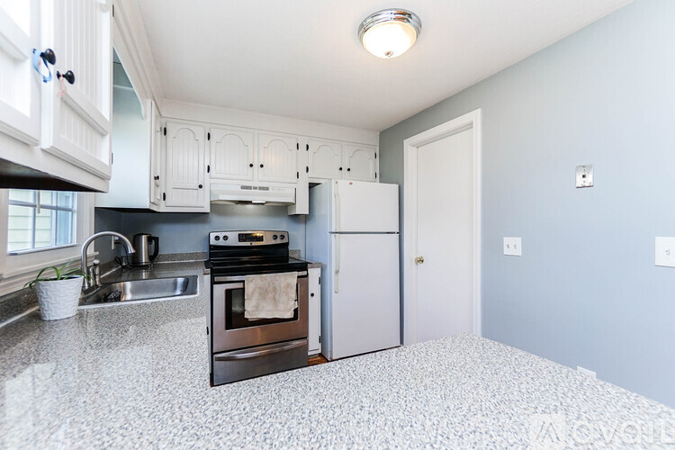 20 Washington Street 3 Beds Single Family Home for Rent - Photo gallery 3