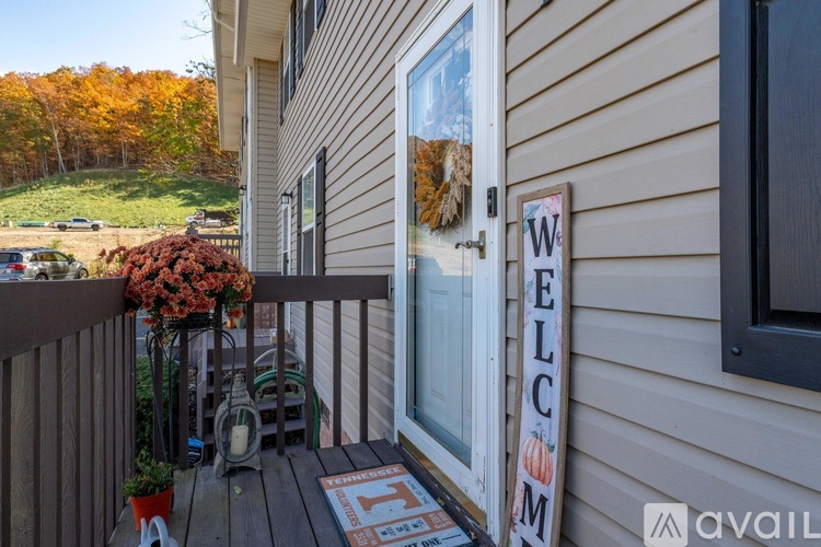 200 Arrowhead Dr. 2 Beds Townhouse for Rent - Photo gallery 1