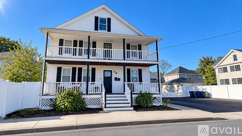 28 Mill Street 3 Beds Apartment for Rent