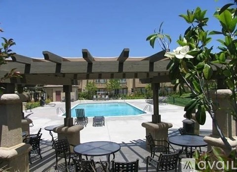 25104 Glasgow Drive 2 Beds Apartment for Rent