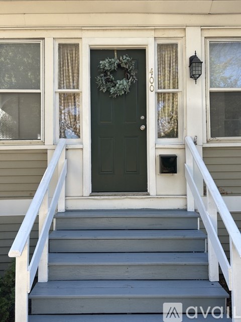 400 S Hough St 2 Beds Apartment for Rent