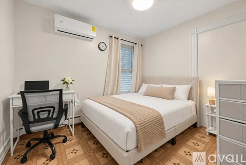 242 Franklin St 5 Beds Apartment for Rent