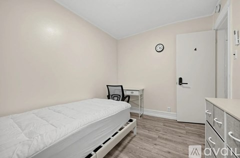242 Franklin St 5 Beds Apartment for Rent