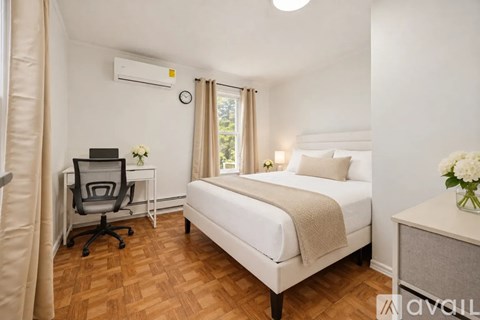 242 Franklin St 5 Beds Apartment for Rent