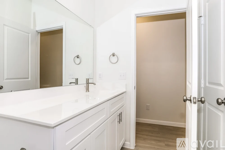 13477 Maltessa Dr 4 Beds Single Family Home for Rent - Photo gallery 5