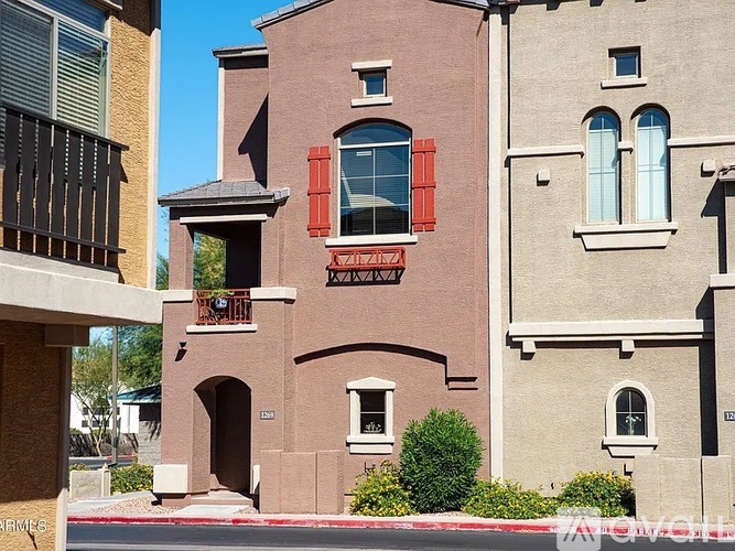 240 W Juniper Ave 2 Beds Townhouse for Rent - Photo gallery 2