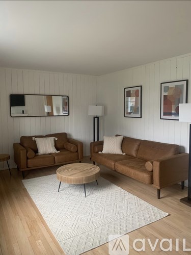 Michael Drive 3 Beds Apartment for Rent