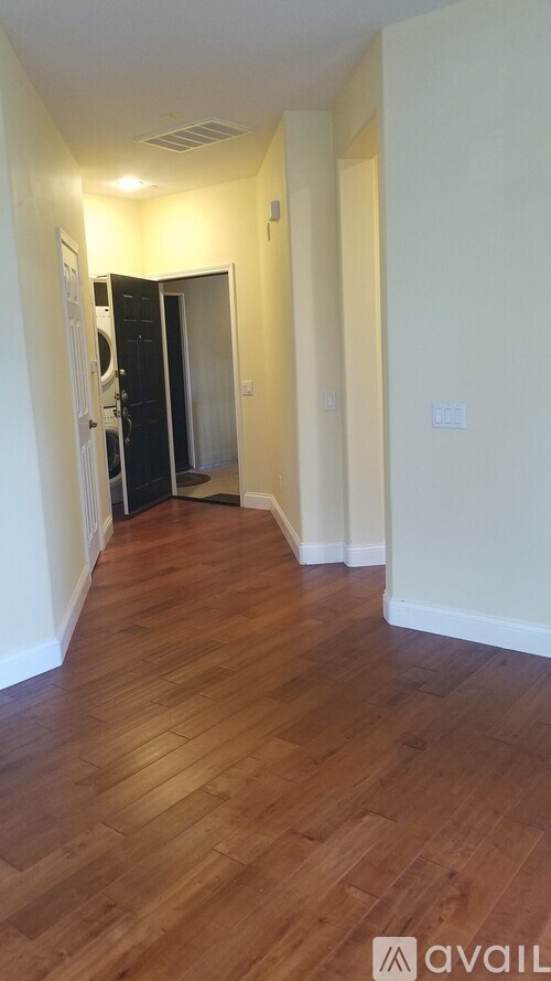 988 Holiday Ave 2 Beds Townhouse for Rent - Photo gallery 2