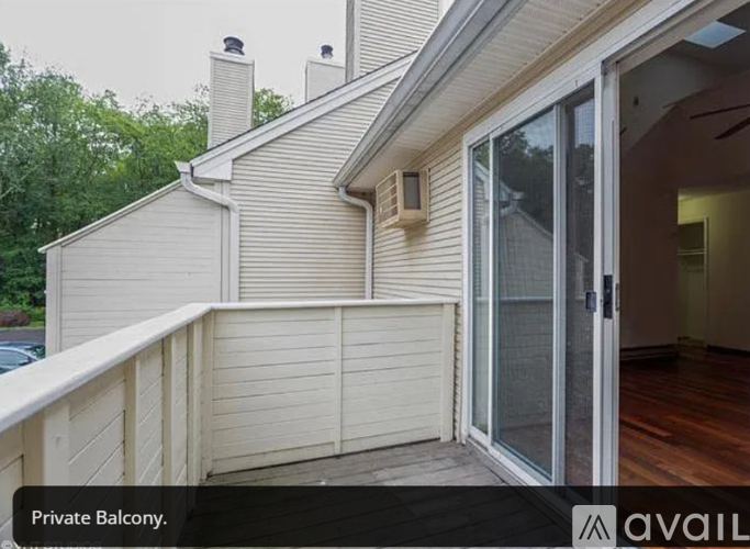 204 Willow Springs 2 Beds Condo for Rent - Photo gallery 2
