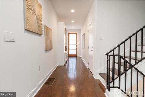 752 S Hicks St 4 Beds Apartment for Rent