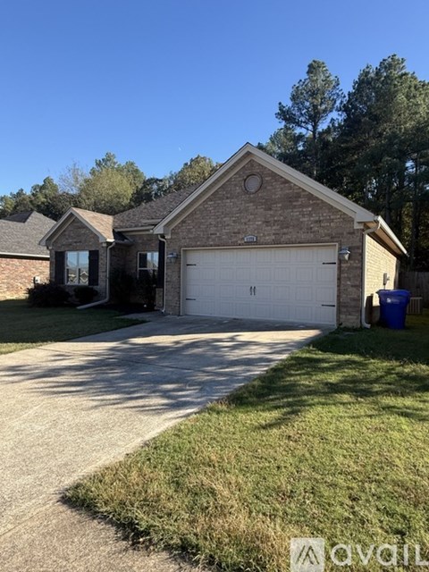 1375 Acuff Ln 3 Beds Apartment for Rent