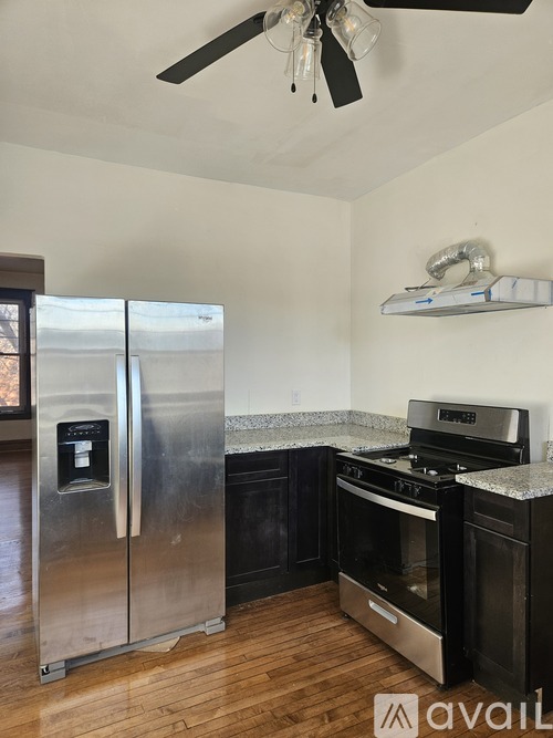 2216 South Washtenaw Avenue 2 Beds Apartment for Rent - Photo gallery 4